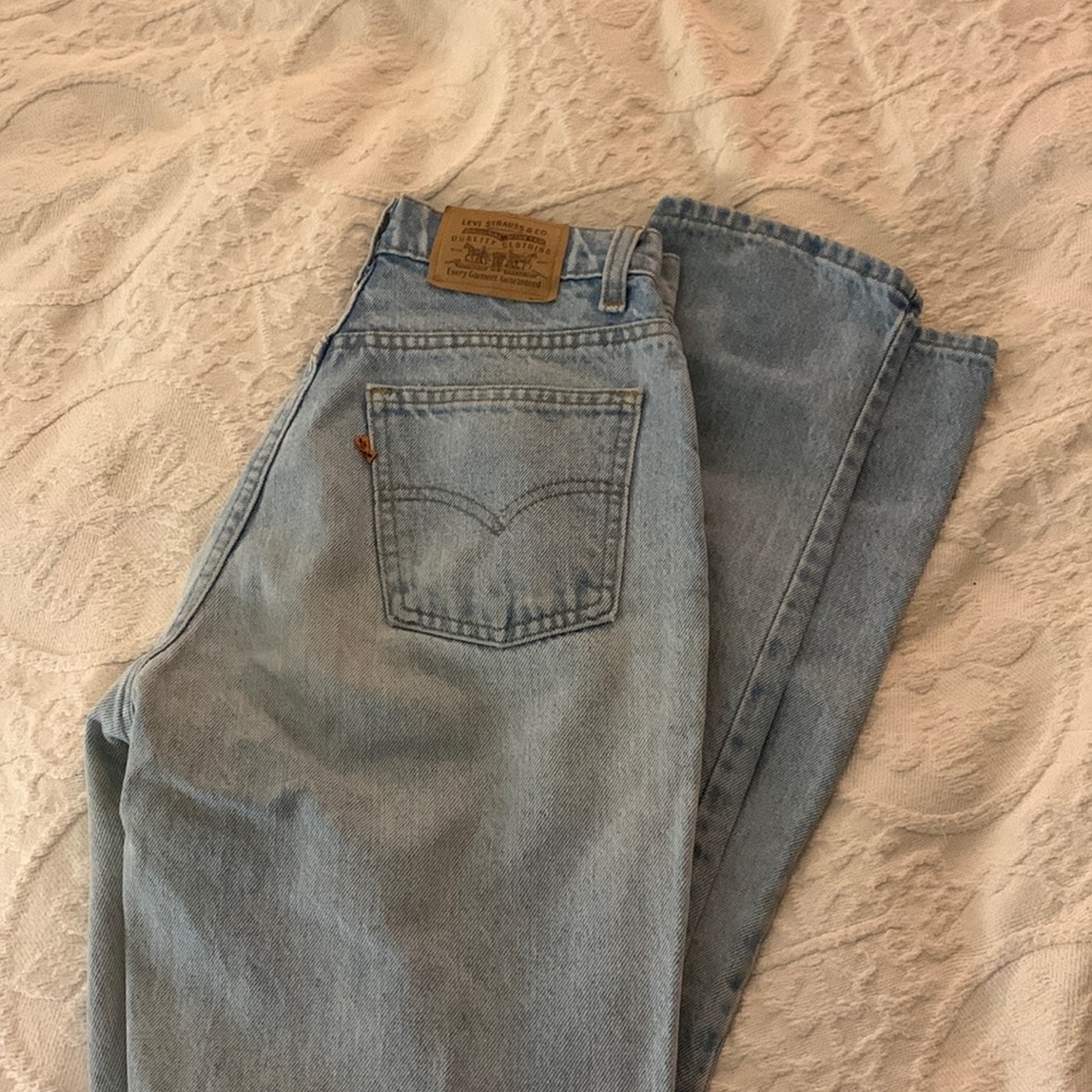 PRICE DROP Levi’s mom jeans rare EUC straight leg